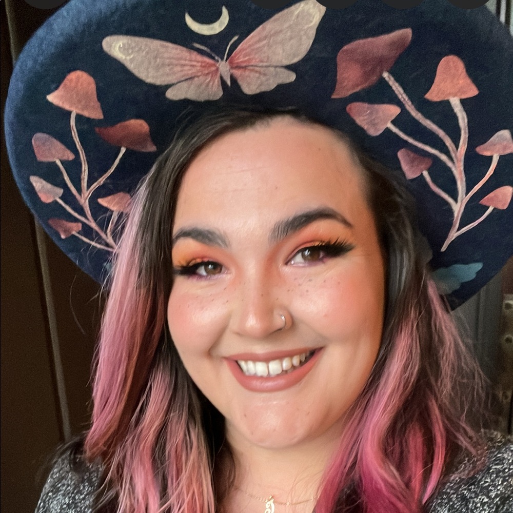 Meet your Posher, Chezney